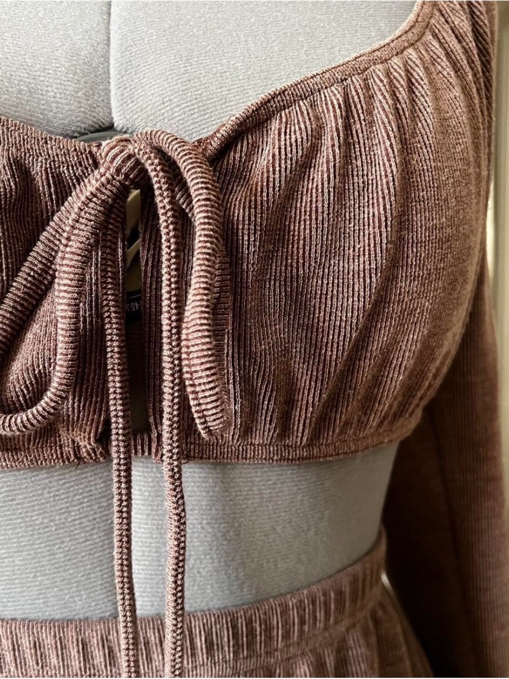 PrettyLittleThing Brown Ribbed Two-Piece Set - Picture 2 of 3